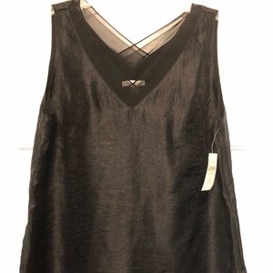 Woman’s V-neck Shimmer Shell